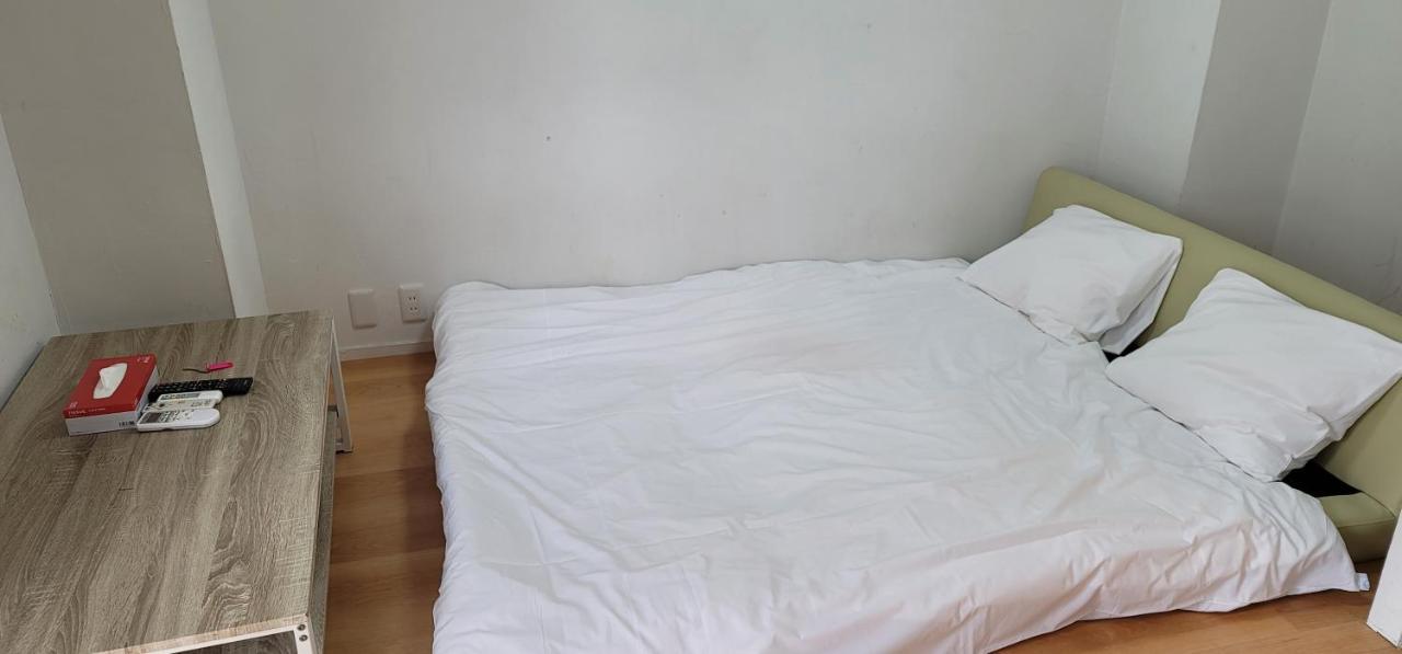 Rhodes Kagurazaka Hotel Токио Екстериор снимка
